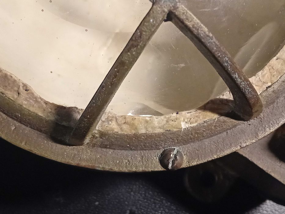 Luminária naval de bronze