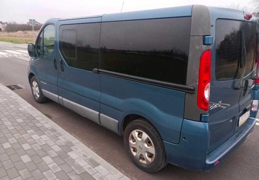 Renault Trafic  ( рено трафик )