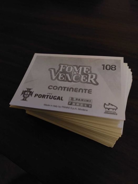 104 Stickers 'Hunger to Win' 2020 (Continente)64741096393346122