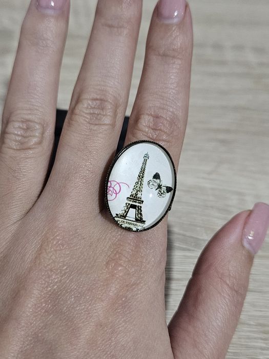 Anel torre eiffel com caixa