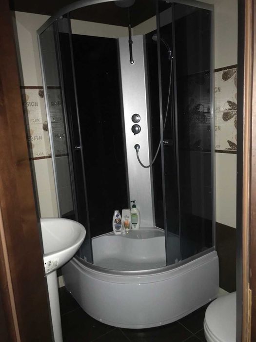 Будинок з ремонтом близько Львова