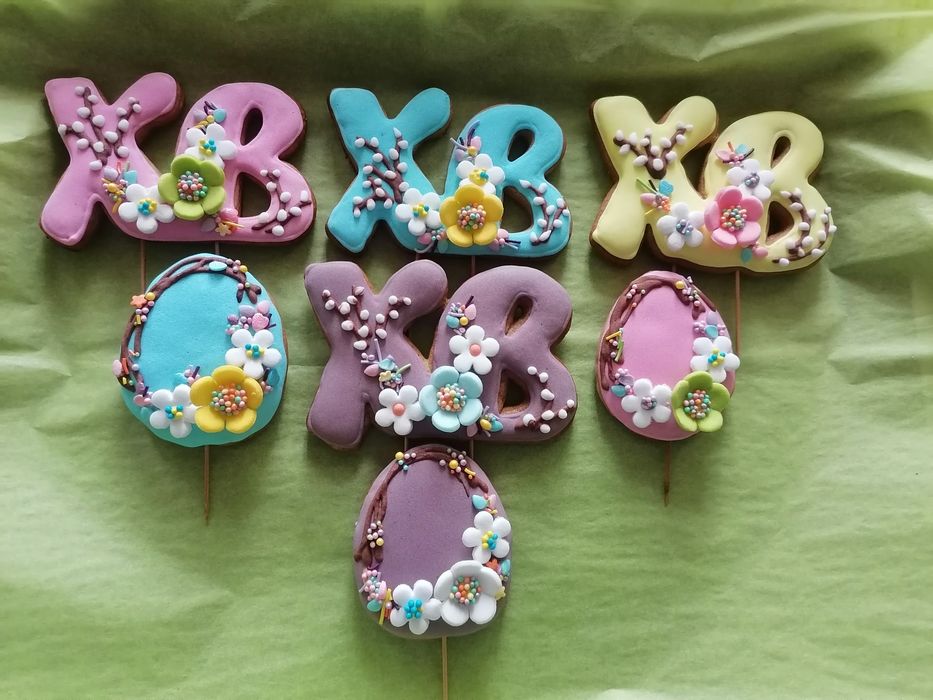 Пасхальний декор, пасхальні пряники, розмальовки