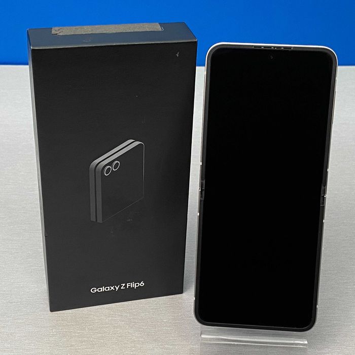 Samsung Galaxy Z Flip6 (12GB/512GB) - Silver