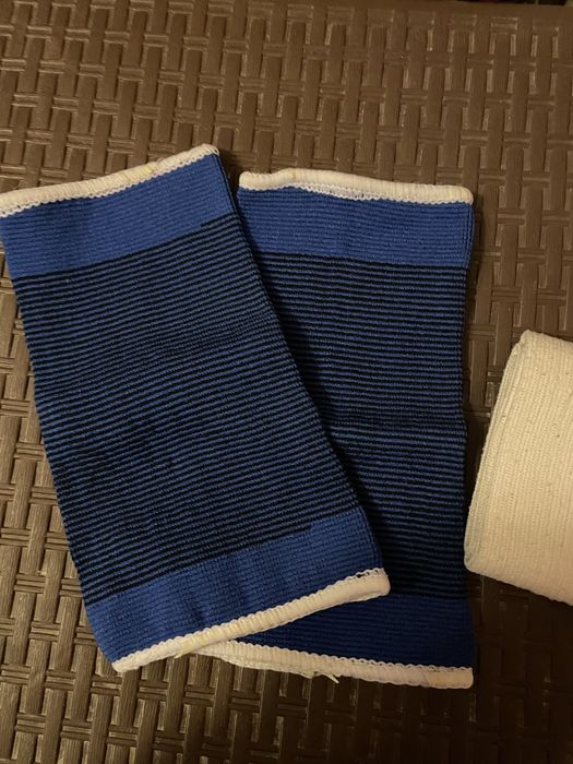 Наколіники для спордзалу