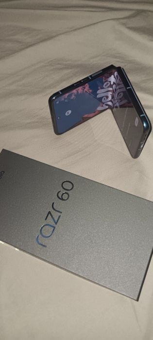 Motorola razr 60