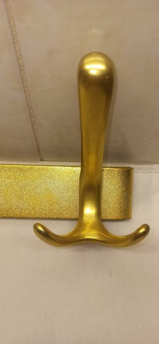 Вешалка настенная Винтажная СССР ( алюминий,  цвет золото)
