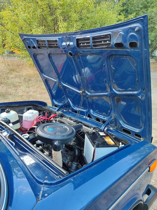 Автомобіль ВАЗ 2106