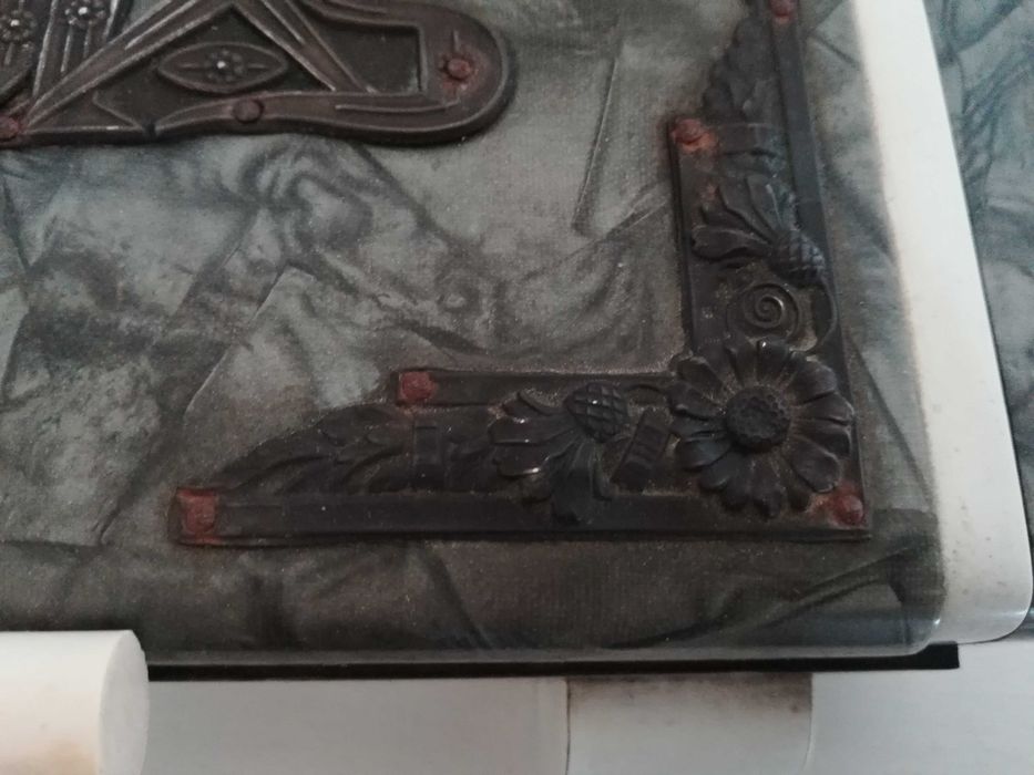 Guarda jóias antigo