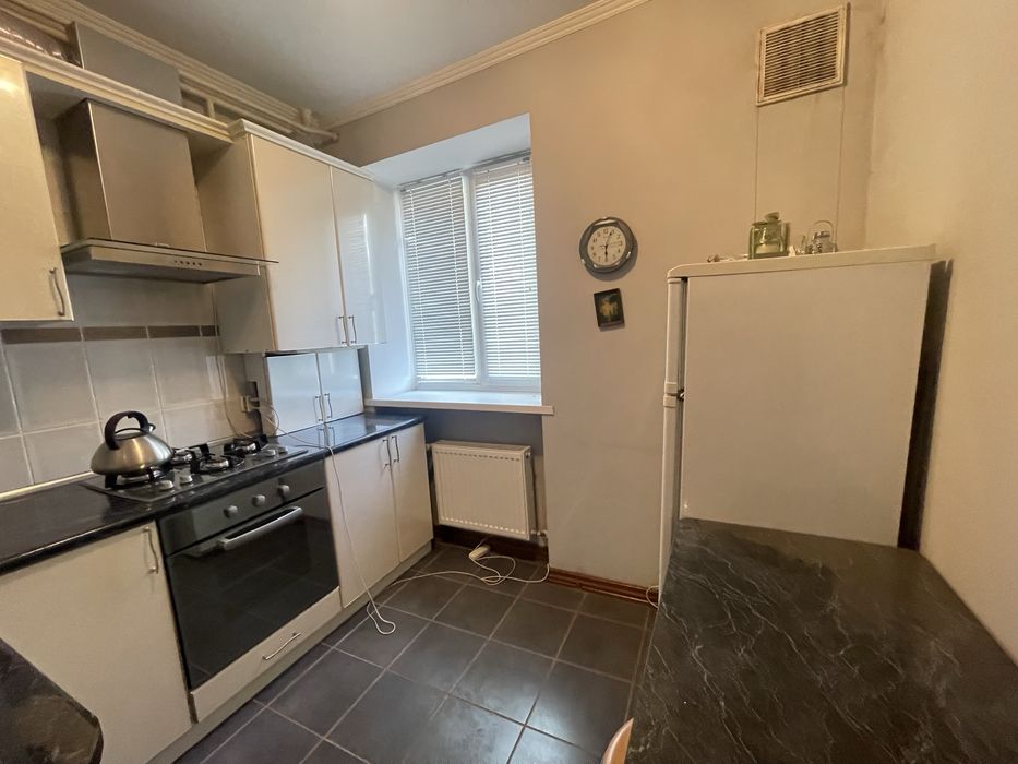 Продаю 2 квартиру с автоном. отоплением пр. Центральный!