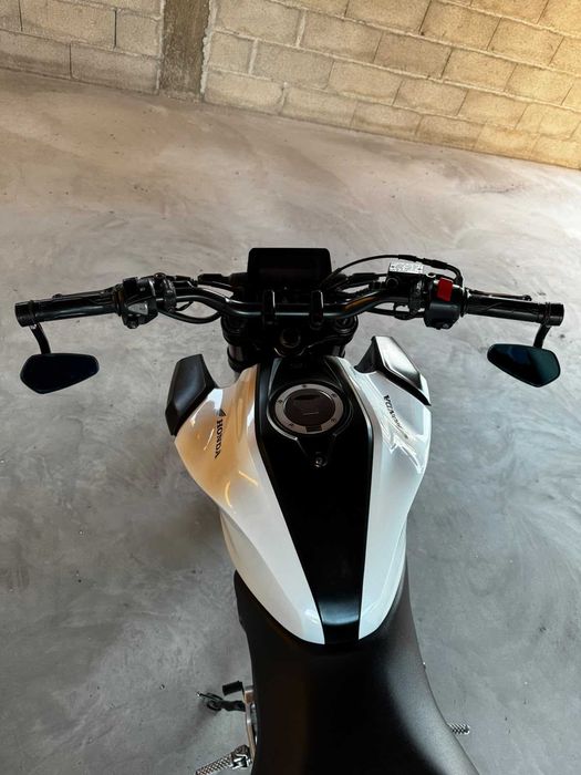Honda CB125R 2020