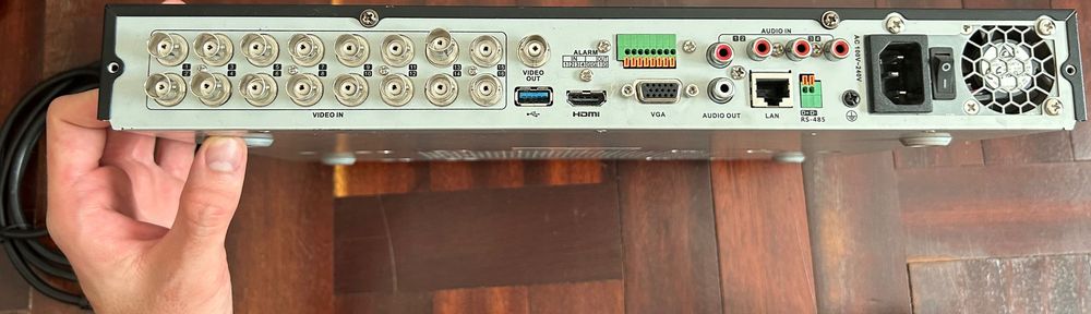 MAZi HSVR-16HTP 16 channel cctv dvr + 4tb Toshiba Hdd
