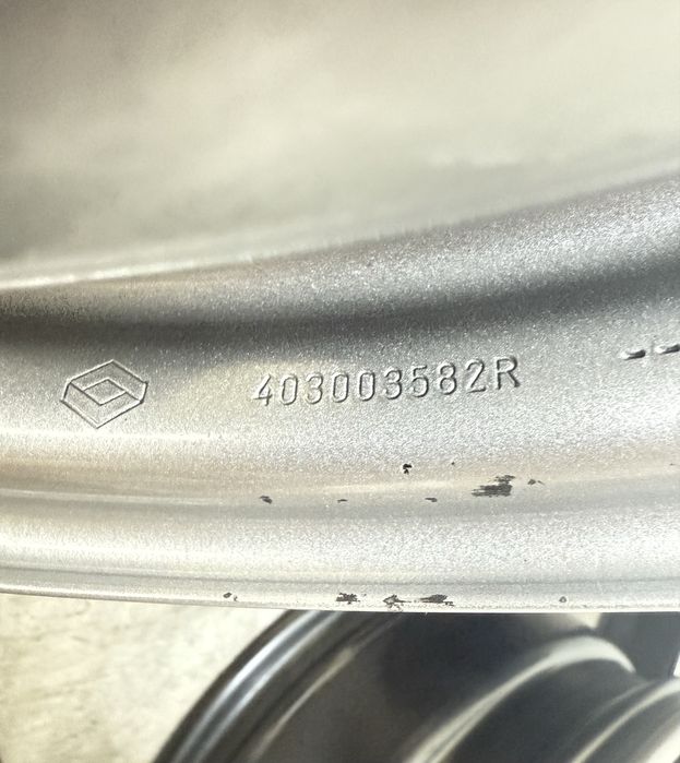 Renault Master 3/4 Felgi 16”
