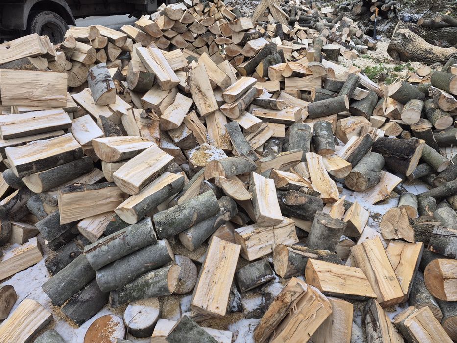 Drewno kominkowe BUK do pieca kominek opał transport twarde rąbane