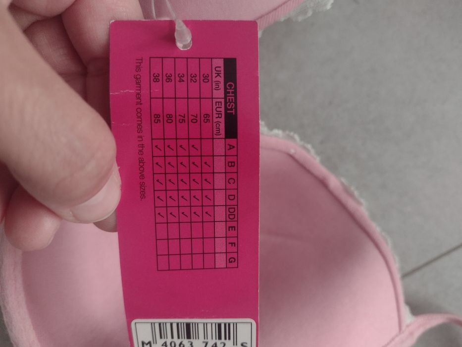 Nowy.biustonosz r S M&S
