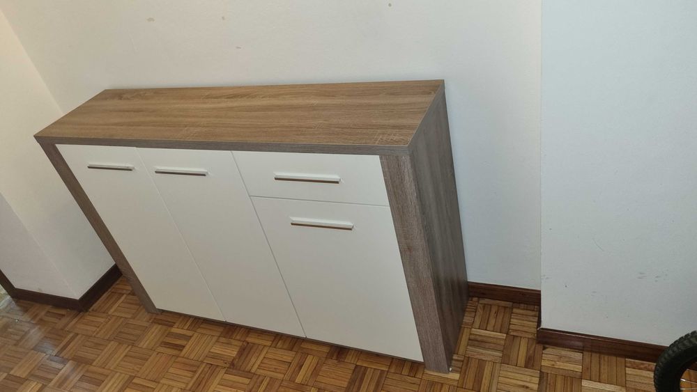 Mobilia Sala, Modelo Paris  ótimo estado!