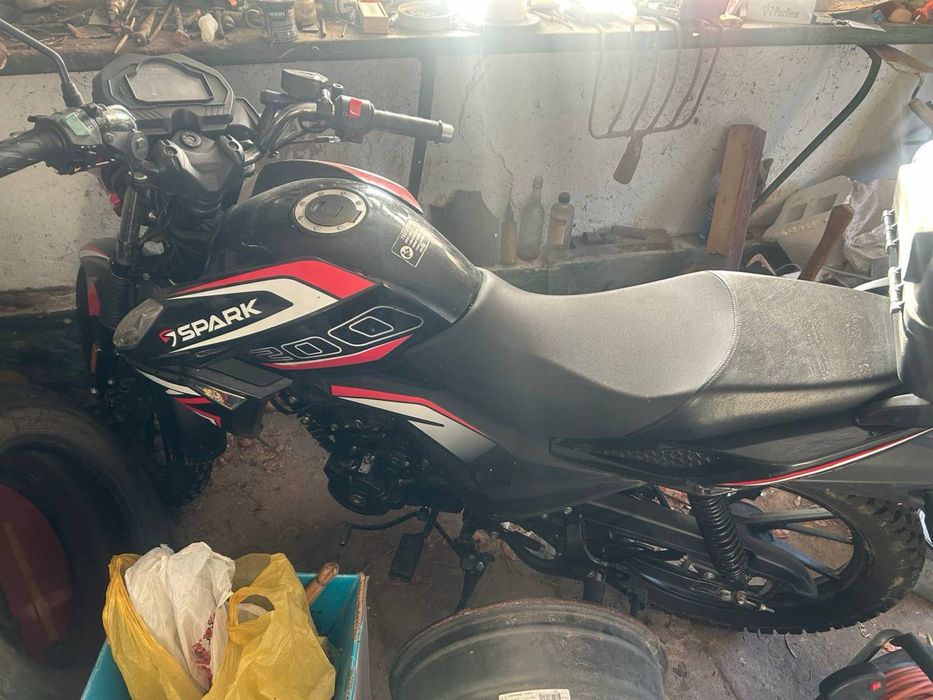 Продам спарк 200