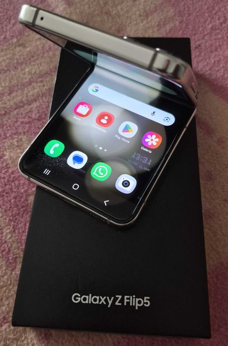 Samsung Galaxy Z Flip5 256Gb