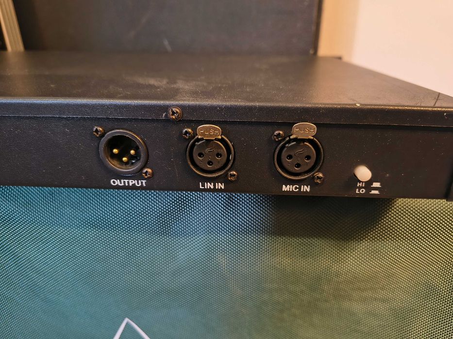 TNC ACMP-73 Preamplificador tipo Neve 1073