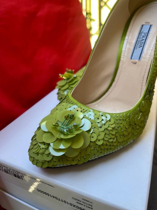 Туфлі на каблуку Prada