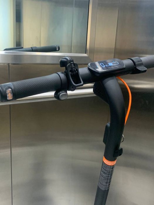 Електросамокат Segway ninebot e2 pro