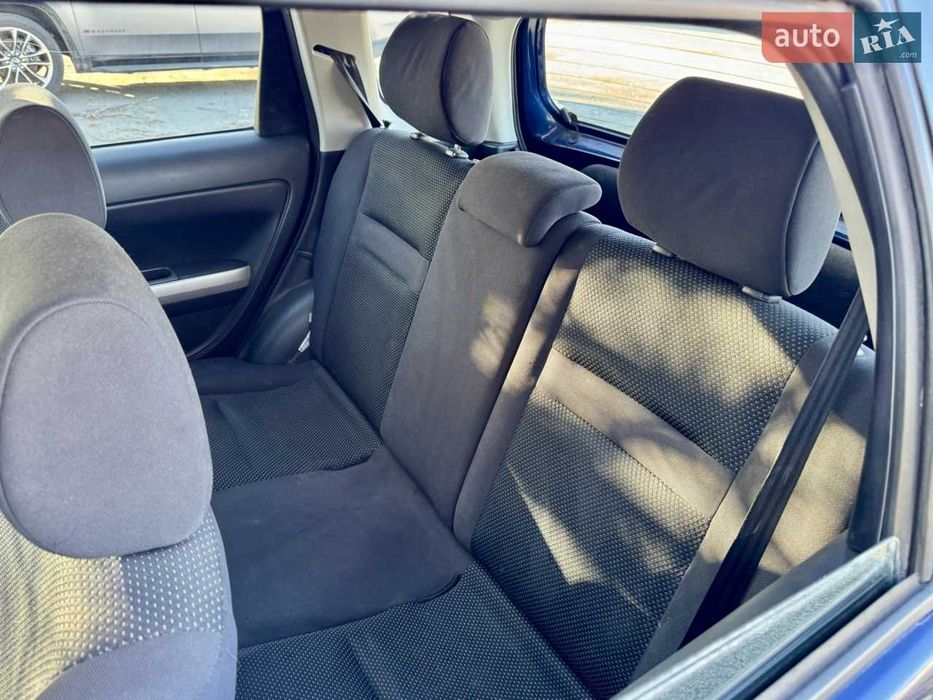 Продам Scion xA 2004