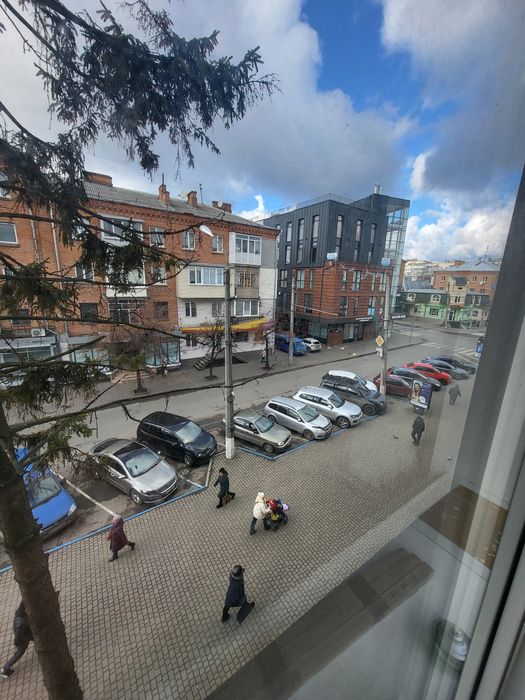 Оренда офісного приміщення в центрі міста