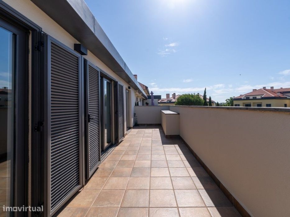 Apartamento T1+2 para arrendamento sem móveis, em condomínio privad...