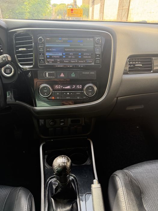 Mitsubishi Outlander 2.2 D 7 lugares Nacional