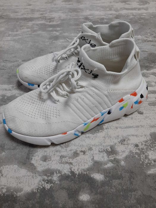 Продам кросівки wazixie 40 розмір