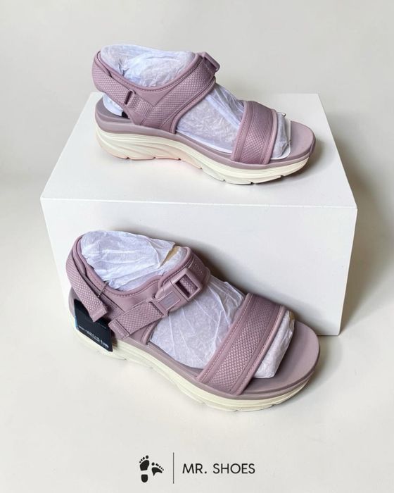 Сандалії Skechers D’Lux Walker  / 37, 38,39,40,41р