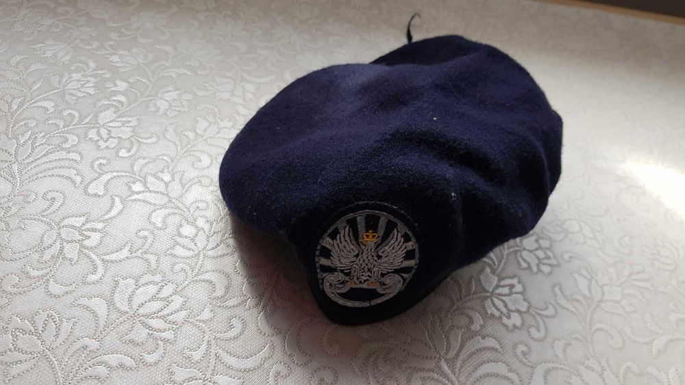 Beret wojskowy granatowy