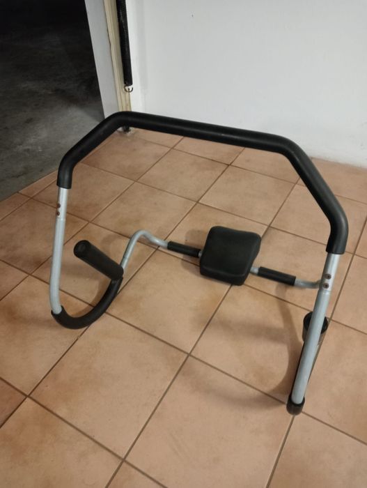 Abdominal exercise machine64729967807617121