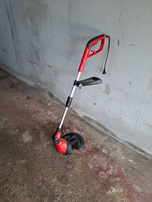 Roçadora de relva elétrica