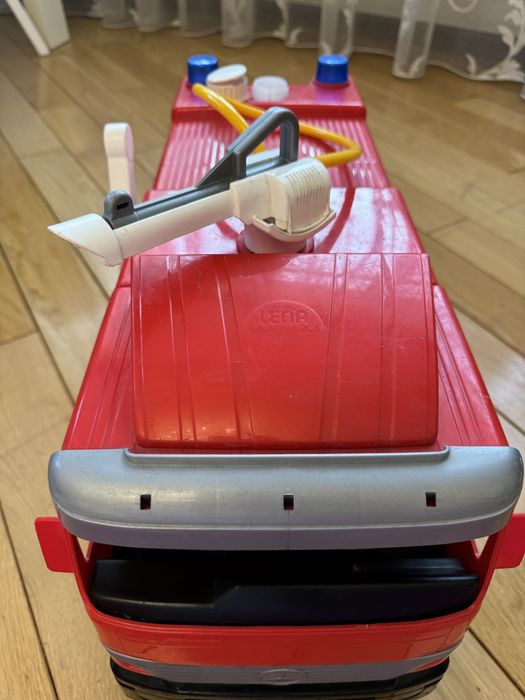 Пожежна машина Lena Mercedes 02028 65 см