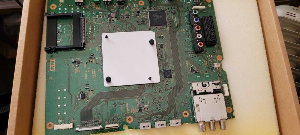 Нова плата майн SONY KD-65XD9305 1-980-833-11 A2094415A 1-980-840-11