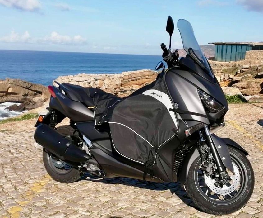 Yamaha X-Max 300 de passeio
