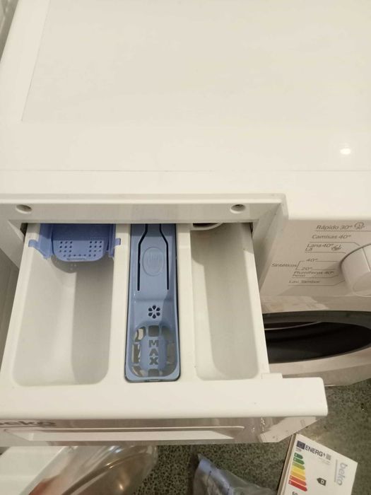 Máquina de Lavar Roupa, como nova