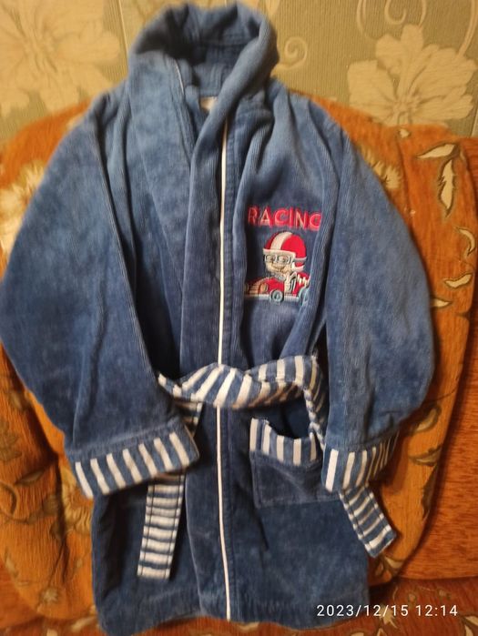 Детский махровый халат.1-2 года