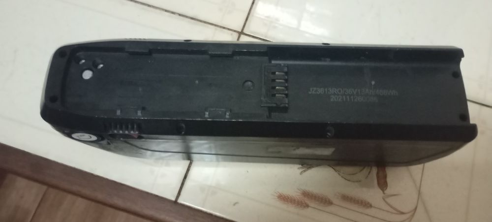 Electric cycle bettery good condition 1 charge 40+km