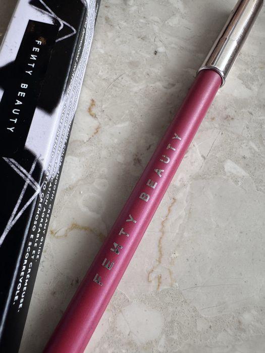 Fenty Beauty Trace'd Out - Konturówka do ust - The MVP 10