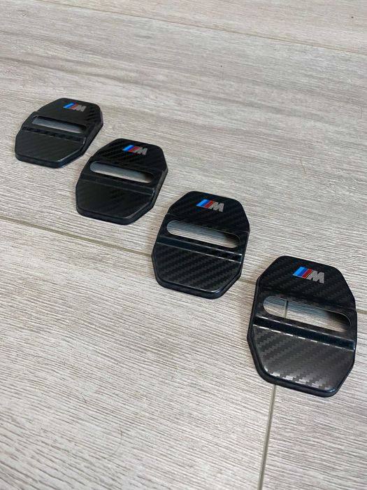 Накладки на дверной замок BMW M Perfomance черный глянец / карбон 4шт.