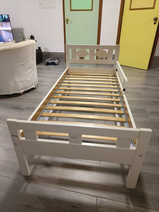 Cama de criança ikea