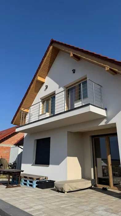 Balustrady nierdzewne zabezpieczenia okienne