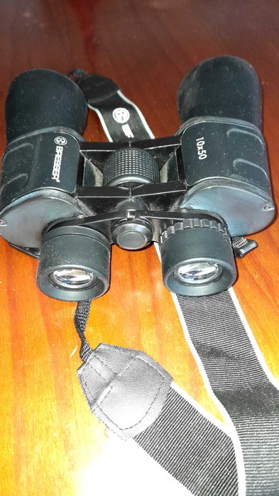 Binóculos muito potentes