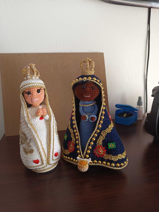 Nossa senhora de Aparecida em amigurumim