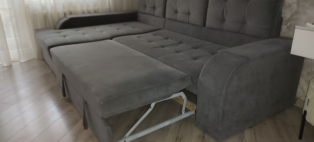 Диван кутовий ліжко