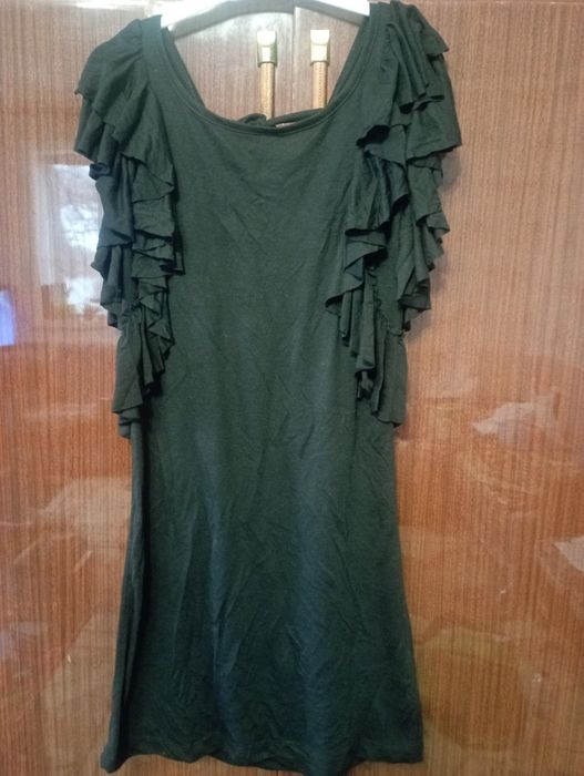 Плаття коротке!!!