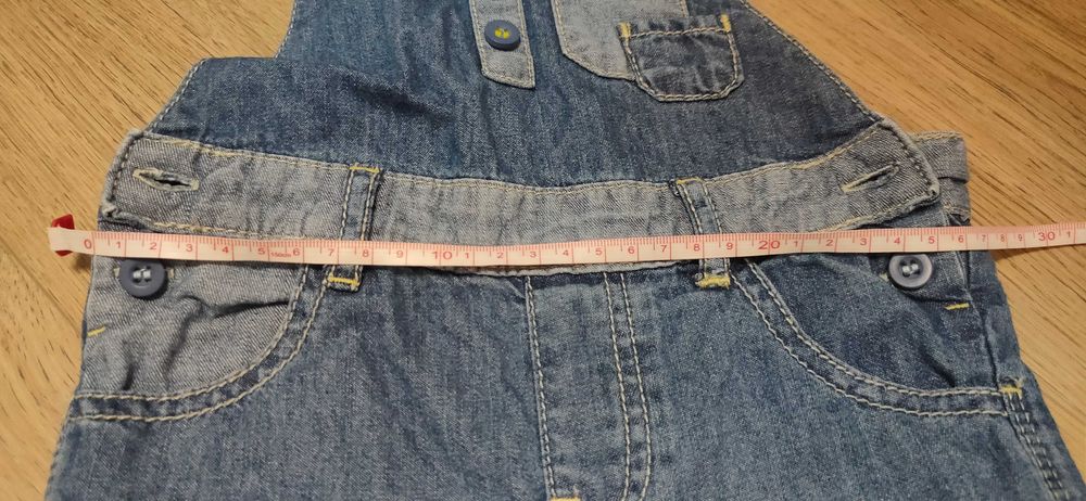 Комбинезон джинсовый для малыша