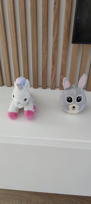 Brinquedos e peluches bebé