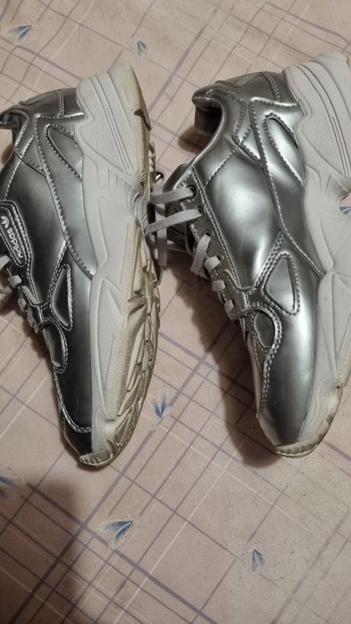 Tenis adidas n  39